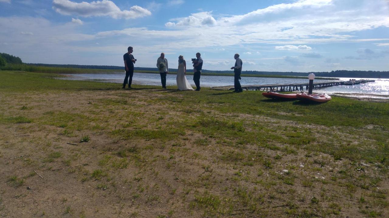 Muižnieki kempings Renda Bagian luar foto