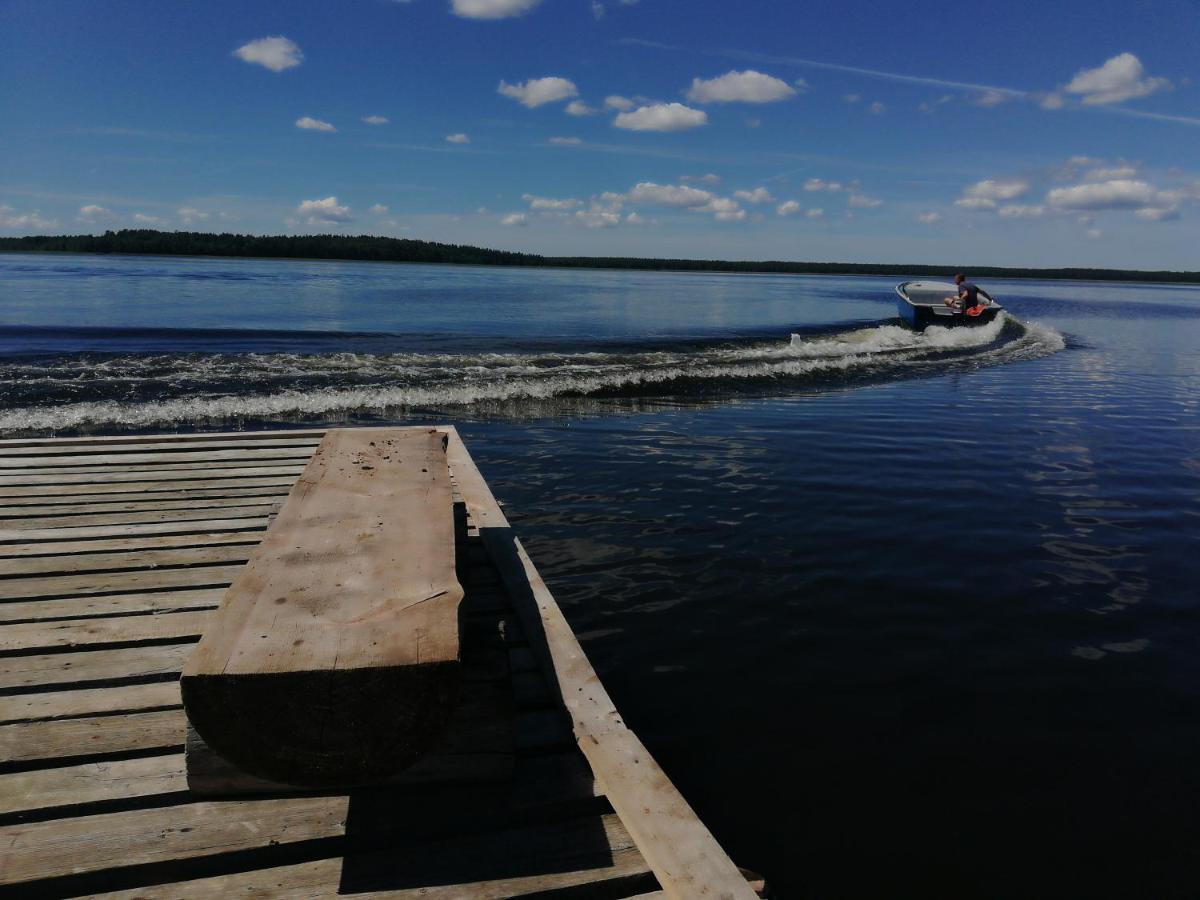 Muižnieki kempings Renda Bagian luar foto