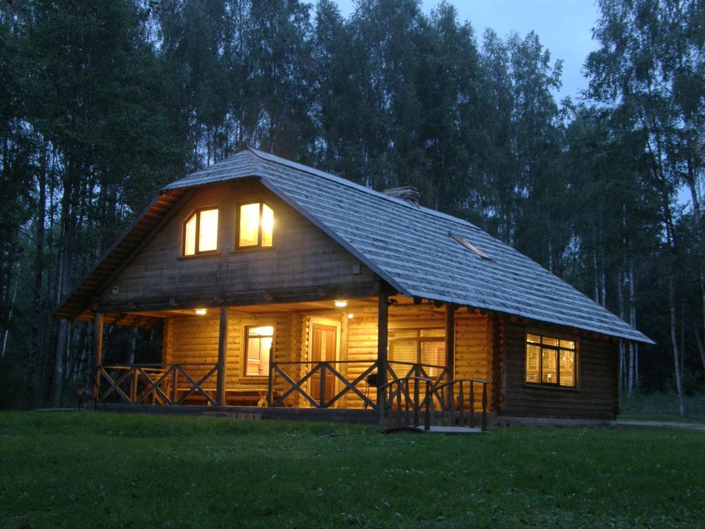 Muižnieki kempings Renda Bagian luar foto